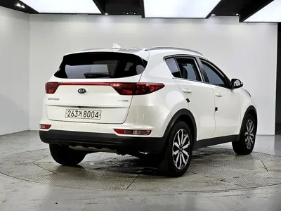 Kia Sportage 2018, 106406 км, за 6384.37 USD