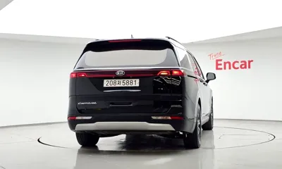 Kia Canival 2021, 114862 км, за 12880.57 USD