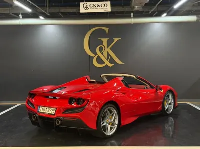 Ferrari F8 2021, 9550 км, за 226493.46 USD