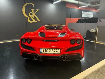 Ferrari F8 2021, 9550 км, за 226493.46 USD