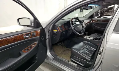 Hyundai Genesis 2009, 180817 км, за 2095.37 USD - фото 10
