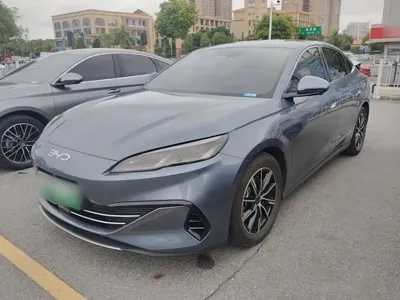 BYD 海豹06 2024, 32599 км, за 11272.56 USD