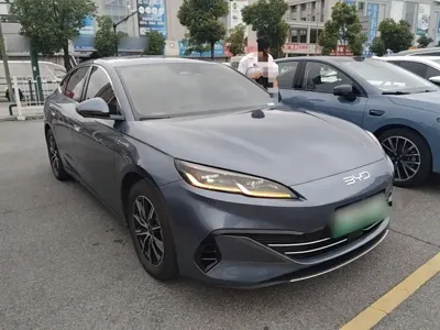 BYD 海豹06 2024, 32599 км, за 11272.56 USD