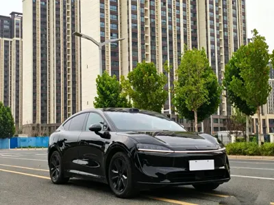 智界 Zhijie R7 2025, 13500 км, за 26449.08 USD