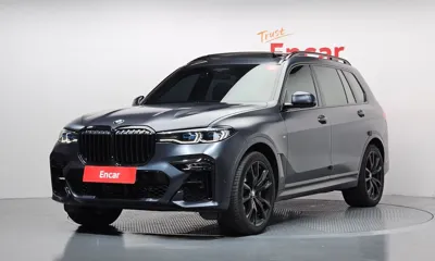 BMW X7 · 2021 год