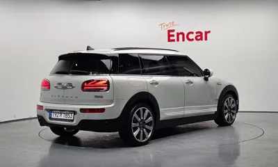 MINI Clubman 2021, 90813 км, за 18434.09 USD