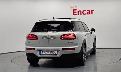 MINI Clubman 2021, 90813 км, за 18434.09 USD