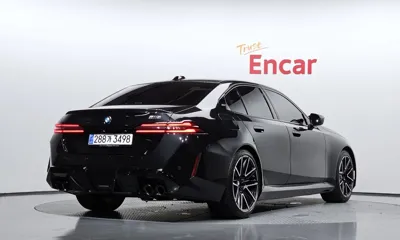 BMW M5 2025, 7133 км, за 123506.42 USD - фото 2