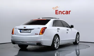 Cadillac CT6 2018, 87641 км, за 15456.46 USD