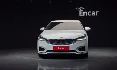 Kia K7 2017, 206995 км, за 6837.27 USD