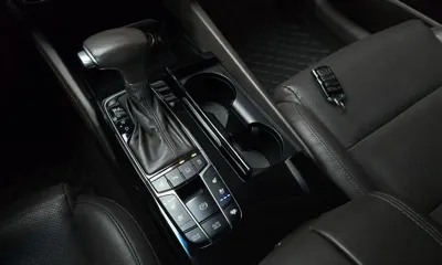 Kia K7 2017, 206995 км, за 6837.27 USD - фото 9