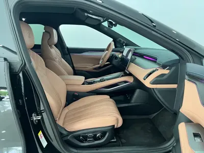 BYD L EV 2025, 18000 км, за 22630.52 USD - фото 11