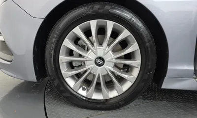 Hyundai Sonata 2017, 96031 км, за 6544.16 USD