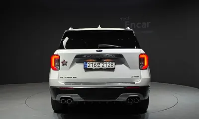 Ford Explorer 2022, 66694 км, за 22362.34 USD - фото 4