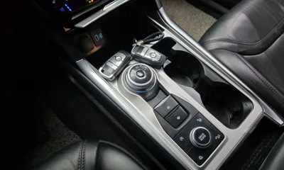 Ford Explorer 2022, 66694 км, за 22362.34 USD - фото 9
