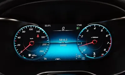Mercedes-Benz GLC-Class 2020, 59032 км, за 22990.01 USD - фото 8