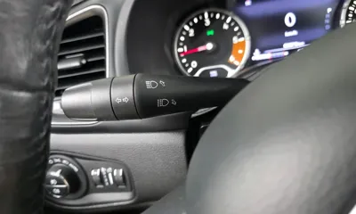 Jeep Renegade 2020, 60879 км, за 8794.79 USD - фото 19