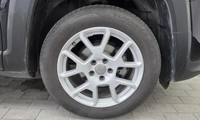 Jeep Renegade 2020, 60879 км, за 8794.79 USD - фото 21