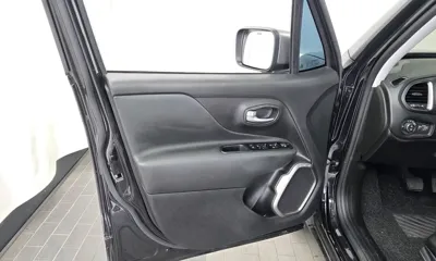 Jeep Renegade 2020, 60879 км, за 8794.79 USD - фото 24