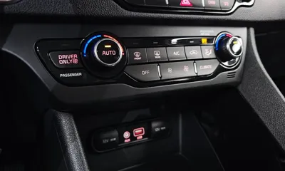 Kia Niro 2017, 164614 км, за 5853.72 USD - фото 18