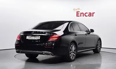 Mercedes-Benz E-Class 2019, 79305 км, за 17669.46 USD