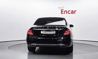 Mercedes-Benz E-Class 2019, 79305 км, за 17669.46 USD