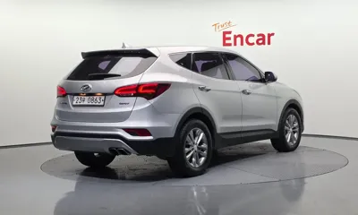 Hyundai Santafe 2016, 91030 км, за 7366.48 USD