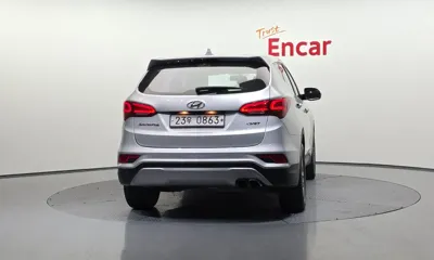 Hyundai Santafe 2016, 91030 км, за 7366.48 USD