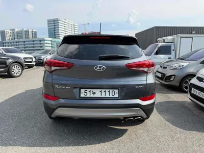 Hyundai Tucson 2017, 140105 км, за 7614.55 USD