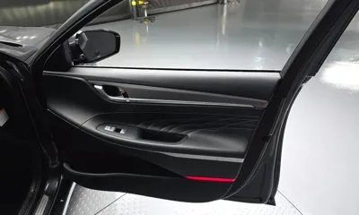 Hyundai Grandeur 2020, 124501 км, за 15287.55 USD - фото 24