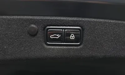 Hyundai Grandeur 2020, 124501 км, за 15287.55 USD - фото 32