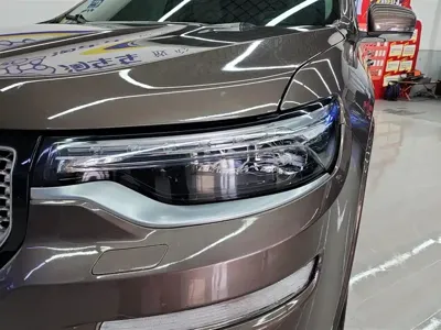 Jeep Grand Commander 2019, 119800 км, за 12919.11 USD