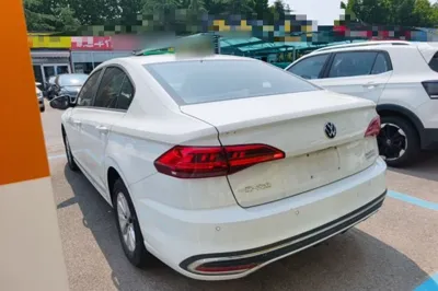 Volkswagen Bora 2024, 49700 км, за 10557 USD