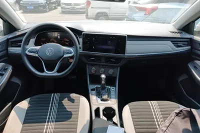 Volkswagen Bora 2024, 49700 км, за 10557 USD - фото 12
