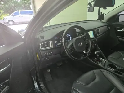 Kia Niro 2018, 59000 км, за 10401.09 USD - фото 7