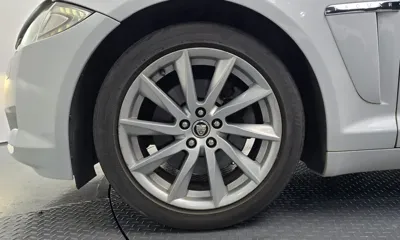 Jaguar XF 2012, 229811 км, за 2297.49 USD
