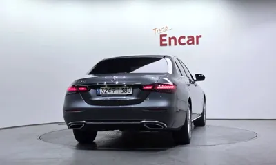 Mercedes-Benz E-Class 2021, 95206 км, за 19764.69 USD