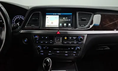 Hyundai Genesis 2016, 62621 км, за 7870.55 USD - фото 14