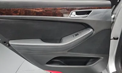 Hyundai Genesis 2016, 62621 км, за 7870.55 USD - фото 25