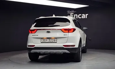 Kia Sportage 2018, 188542 км, за 4988.84 USD