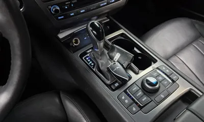 Hyundai Genesis 2016, 112054 км, за 7085.74 USD - фото 9