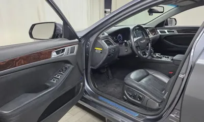 Hyundai Genesis 2016, 112054 км, за 7085.74 USD - фото 10