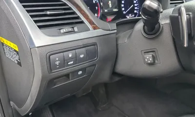 Hyundai Genesis 2016, 112054 км, за 7085.74 USD - фото 16