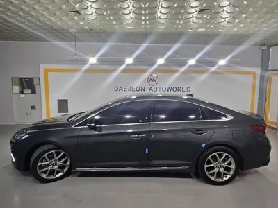 Hyundai Sonata 2018, 145189 км, за 6871.49 USD