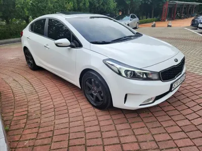Kia K3 2017, 141135 км, за 4543.98 USD