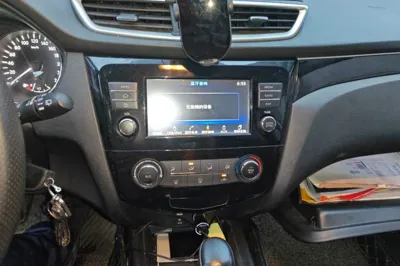 Nissan Qashqai 2017, 68700 км, за 8310 USD - фото 10