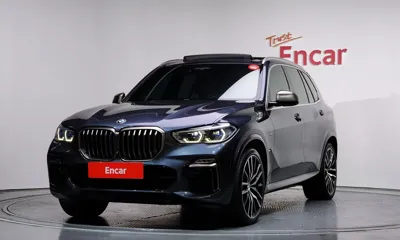 BMW X5 · 2021 год