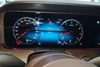 Mercedes-Benz E-Class 2022, 45300 км, за 44883 USD - фото 14