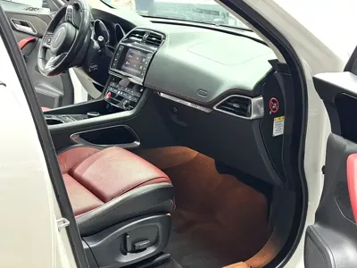 Jaguar F-Pace 2017, 144000 км, за 11297.49 USD - фото 12