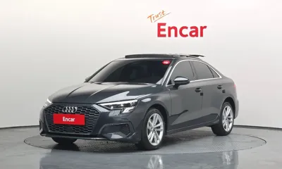 Audi A3 · 2022 год